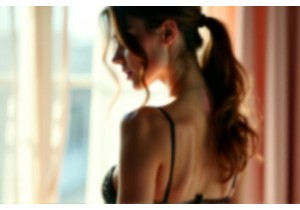 Lingerie Styling Tips for Petite Frames