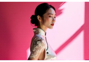 Wearer Experience with Lace Details in CN Designs