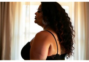 Intimate Apparel Inspiration for Plus Size Body Positivity