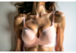 Blending East and West in Modern Chinese Bra Silhouettes