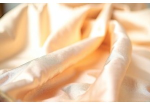 Artisan Silk Sets Featuring Ancient Weaving Methods