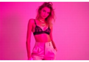 Styling Tips for Wearing Lace Bras in Public