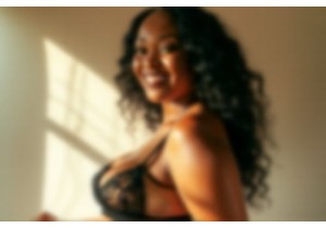 Erotic Clothing Styles That Celebrate Confidence and Individuality