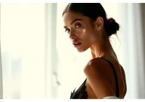 Lingerie Models Showcase Real Confidence in Uncensored Ho...